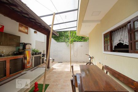 Casa à venda com 250m², 3 quartos e 5 vagasÁrea de Lazer