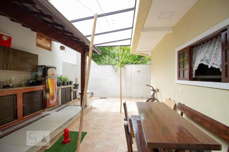 Casa à venda com 250m², 3 quartos e 5 vagasÁrea de Lazer