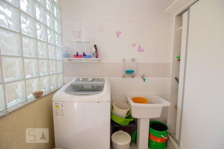 Casa à venda com 250m², 3 quartos e 5 vagasÁrea de Serviço