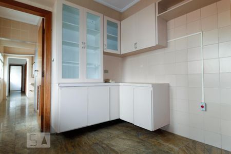 Cozinha de apartamento para alugar com 3 quartos, 170m² em Perdizes, São Paulo