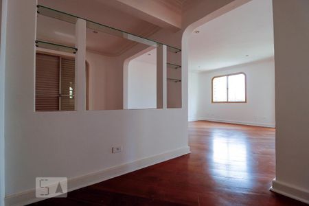 Sala de apartamento para alugar com 3 quartos, 170m² em Perdizes, São Paulo