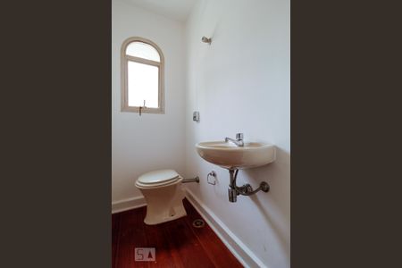 Apartamento para alugar com 170m², 3 quartos e 2 vagasLavabo
