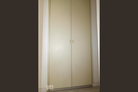 Apartamento para alugar com 170m², 3 quartos e 2 vagasDetalhe Corredor