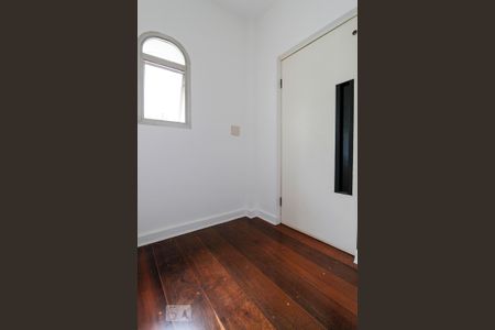 Apartamento para alugar com 170m², 3 quartos e 2 vagasEntrada Elevador