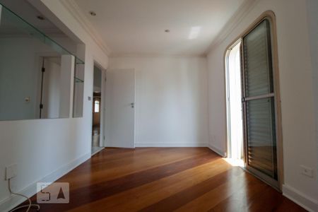 Sala 1 de apartamento para alugar com 3 quartos, 170m² em Perdizes, São Paulo