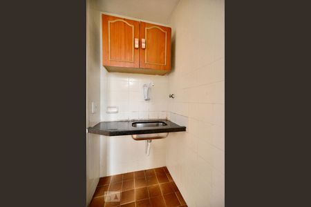 Cozinha de kitnet/studio para alugar com 1 quarto, 35m² em Água Branca, São Paulo