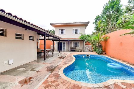 Casa à venda com 428m², 5 quartos e 4 vagasPiscina