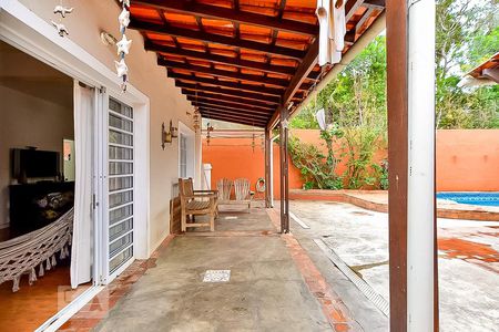 Casa à venda com 428m², 5 quartos e 4 vagasÁrea Externa