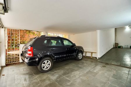 Casa à venda com 428m², 5 quartos e 4 vagasGaragem