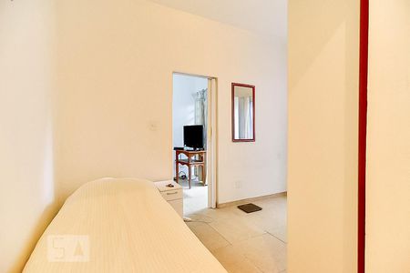 Casa à venda com 428m², 5 quartos e 4 vagasQuarto - Edícula