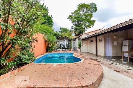 Casa à venda com 428m², 5 quartos e 4 vagasPiscina
