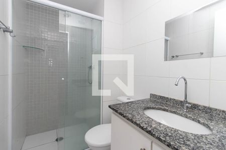Banheiro de apartamento para alugar com 2 quartos, 50m² em Vila Maria, São Paulo