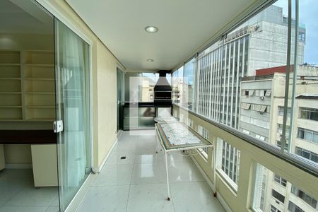 Apartamento para alugar com 120m², 2 quartos e 2 vagasVaranda