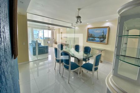 Apartamento para alugar com 120m², 2 quartos e 2 vagasSala