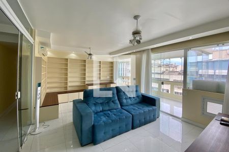 Apartamento para alugar com 120m², 2 quartos e 2 vagasSala