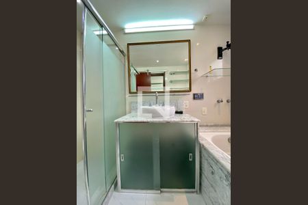 Apartamento para alugar com 120m², 2 quartos e 2 vagasQuarto 2 - Suite