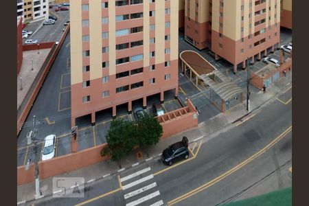 Vista de apartamento à venda com 2 quartos, 66m² em Jaguaribe, Osasco