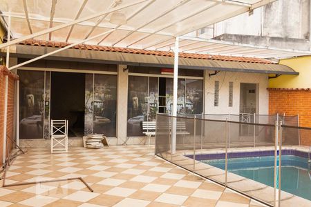 Casa à venda com 500m², 5 quartos e 8 vagas Casa à venda com 500m², 5 quartos e 8 vagasSalão de Festas e Gourmet