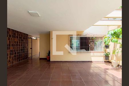 Casa à venda com 142m², 3 quartos e 3 vagas Casa à venda com 142m², 3 quartos e 3 vagasÁrea comum