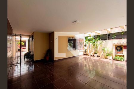 Casa à venda com 142m², 3 quartos e 3 vagas Casa à venda com 142m², 3 quartos e 3 vagasÁrea comum