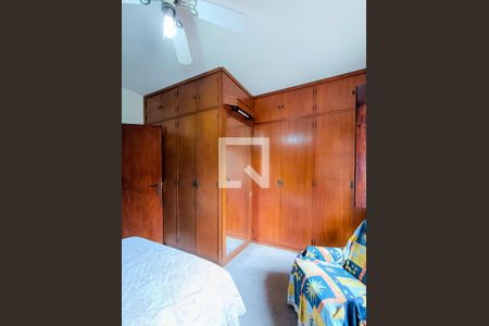 Casa à venda com 142m², 3 quartos e 3 vagas Casa à venda com 142m², 3 quartos e 3 vagasQuarto 2