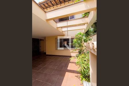 Casa à venda com 142m², 3 quartos e 3 vagas Casa à venda com 142m², 3 quartos e 3 vagasÁrea comum