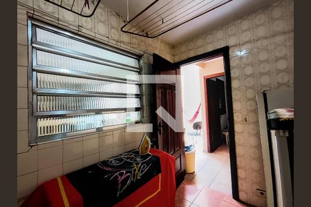 Casa à venda com 142m², 3 quartos e 3 vagas Casa à venda com 142m², 3 quartos e 3 vagasÁrea de Serviço