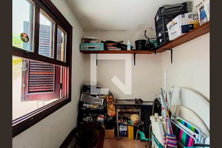 Casa à venda com 142m², 3 quartos e 3 vagas Casa à venda com 142m², 3 quartos e 3 vagasDeposito