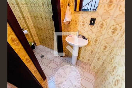 Casa à venda com 142m², 3 quartos e 3 vagas Casa à venda com 142m², 3 quartos e 3 vagasBanheiro 1