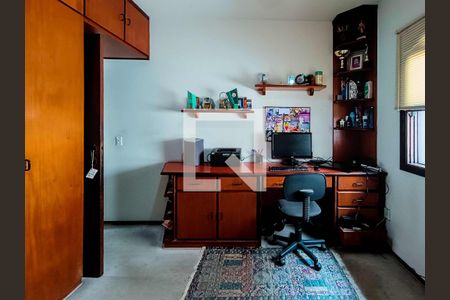 Casa à venda com 142m², 3 quartos e 3 vagas Casa à venda com 142m², 3 quartos e 3 vagasQuarto 4