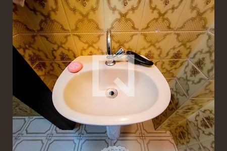 Casa à venda com 142m², 3 quartos e 3 vagas Casa à venda com 142m², 3 quartos e 3 vagasBanheiro 1