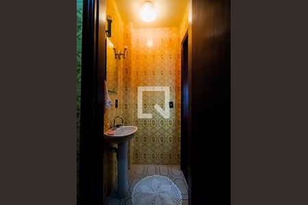 Casa à venda com 142m², 3 quartos e 3 vagas Casa à venda com 142m², 3 quartos e 3 vagasBanheiro 1