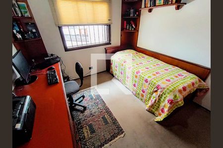 Casa à venda com 142m², 3 quartos e 3 vagas Casa à venda com 142m², 3 quartos e 3 vagasQuarto 4