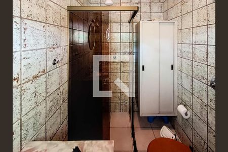 Casa à venda com 142m², 3 quartos e 3 vagas Casa à venda com 142m², 3 quartos e 3 vagasBanheiro 2