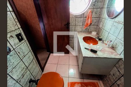 Casa à venda com 142m², 3 quartos e 3 vagas Casa à venda com 142m², 3 quartos e 3 vagasBanheiro 2