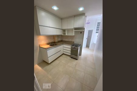 Cozinha de apartamento para alugar com 2 quartos, 72m² em Jardim Botânico, Rio de Janeiro