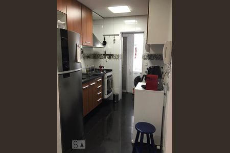 Cozinha de apartamento para alugar com 1 quarto, 60m² em Vila Olímpia, São Paulo