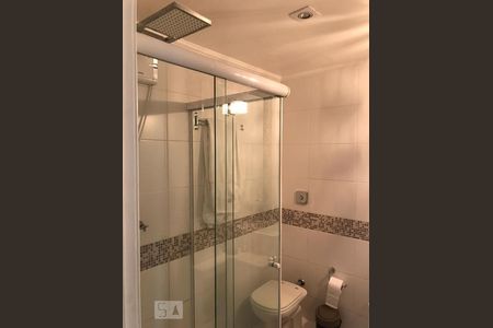 Banheiro de apartamento para alugar com 1 quarto, 60m² em Vila Olímpia, São Paulo