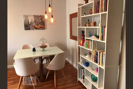 Sala de apartamento à venda com 1 quarto, 60m² em Vila Olímpia, São Paulo