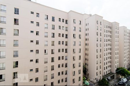 Apartamento à venda com 43m², 2 quartos e sem vaga Apartamento à venda com 43m², 2 quartos e sem vagaFachada