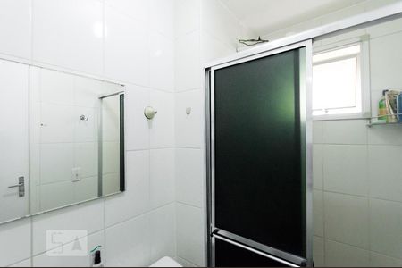 Banheiro de apartamento à venda com 2 quartos, 43m² em Cidade Luz, São Paulo