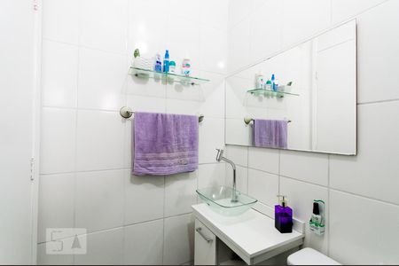 Banheiro de apartamento à venda com 2 quartos, 43m² em Cidade Luz, São Paulo