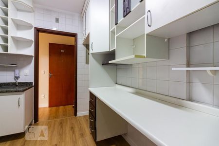 Apartamento para alugar com 70m², 2 quartos e 1 vagaCozinha