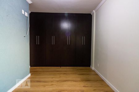 Quarto de apartamento para alugar com 2 quartos, 70m² em Bussocaba, Osasco
