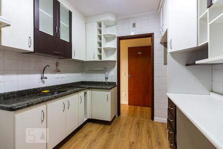 Apartamento para alugar com 70m², 2 quartos e 1 vagaCozinha
