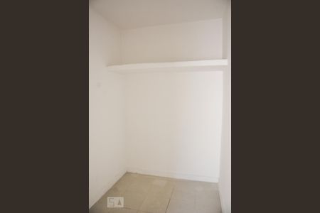 Apartamento à venda com 110m², 4 quartos e 1 vaga Apartamento à venda com 110m², 4 quartos e 1 vagaQuarto de Serviço