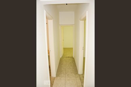 corredor de apartamento à venda com 4 quartos, 110m² em Laranjeiras, Rio de Janeiro