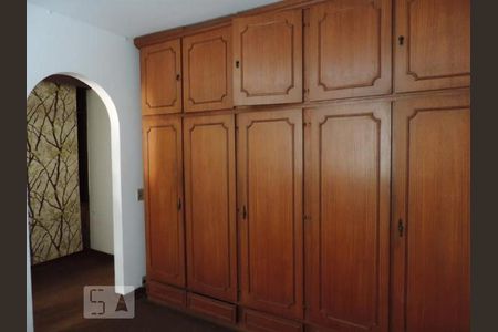 Quarto de casa para alugar com 3 quartos, 305m² em Vila Guarani (z Sul), São Paulo