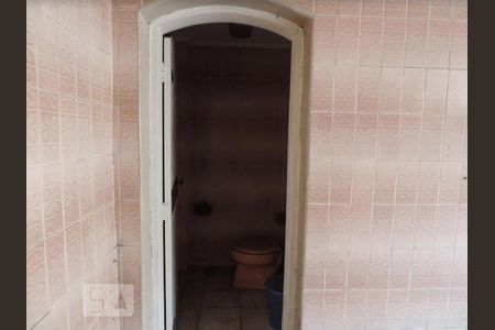 Casa para alugar com 305m², 3 quartos e sem vaga Casa para alugar com 305m², 3 quartos e sem vagaBanheiro