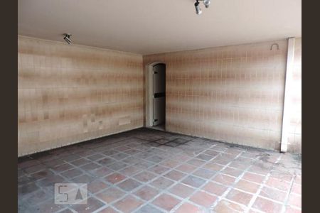 Casa para alugar com 305m², 3 quartos e sem vaga Casa para alugar com 305m², 3 quartos e sem vagaÁrea comum